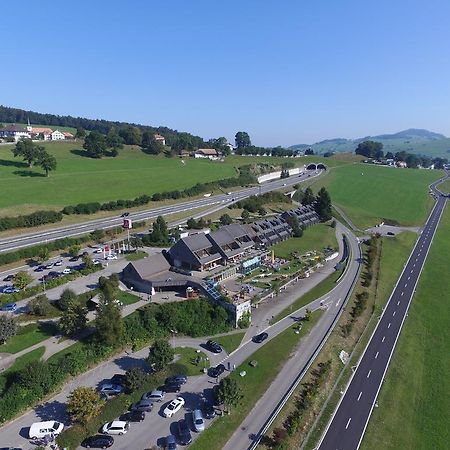 Motel De La Gruyere Restoroute Avry-devant-Pont Exterior photo