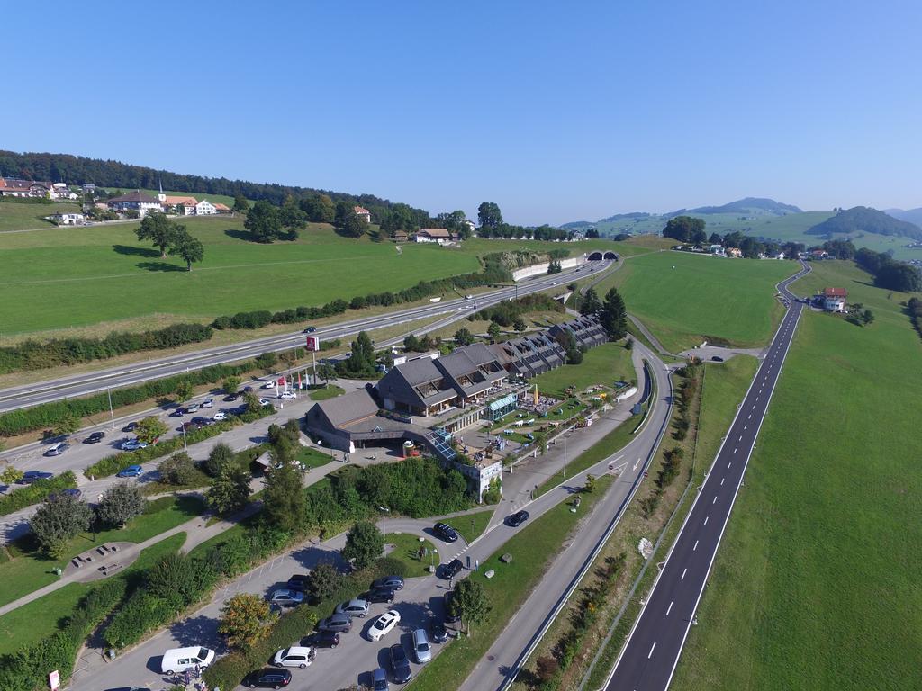 Motel De La Gruyere Restoroute Avry-devant-Pont Exterior photo